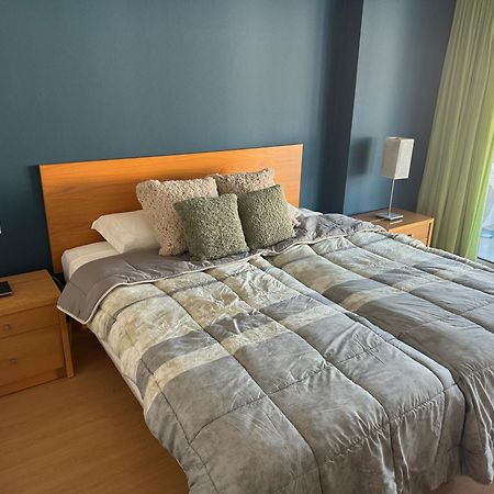 Newly Refurbished 2 Bed Appt ヴィラモウラ エクステリア 写真
