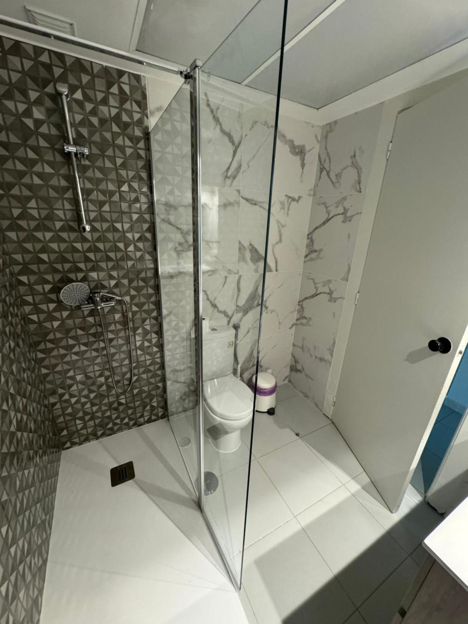 Newly Refurbished 2 Bed Appt ヴィラモウラ エクステリア 写真